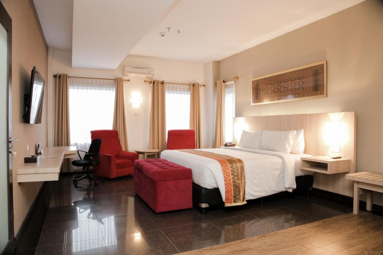 Grand Inna Medan Esterno foto