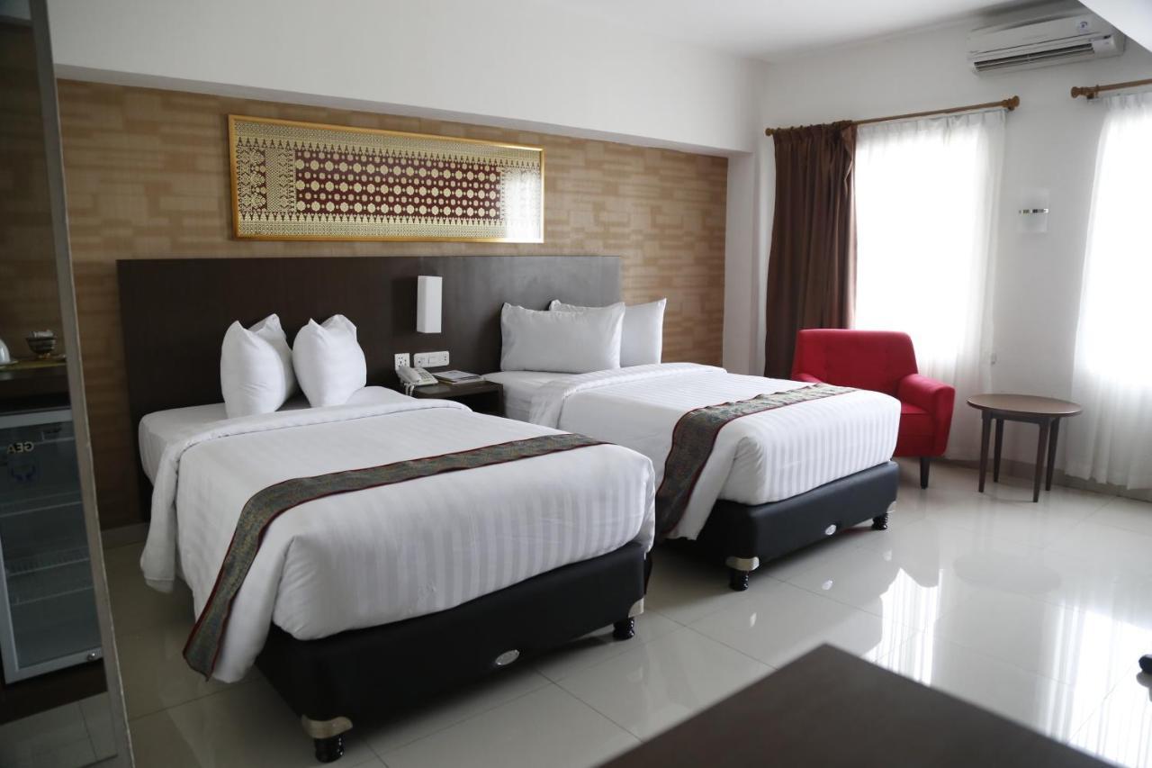 Grand Inna Medan Esterno foto